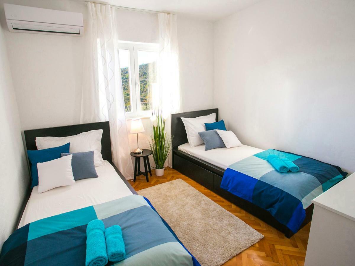 Villa Croatia Sea View With Heated Pool Vinisce Luaran gambar