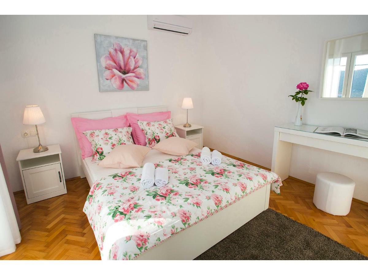 Villa Croatia Sea View With Heated Pool Vinisce Luaran gambar