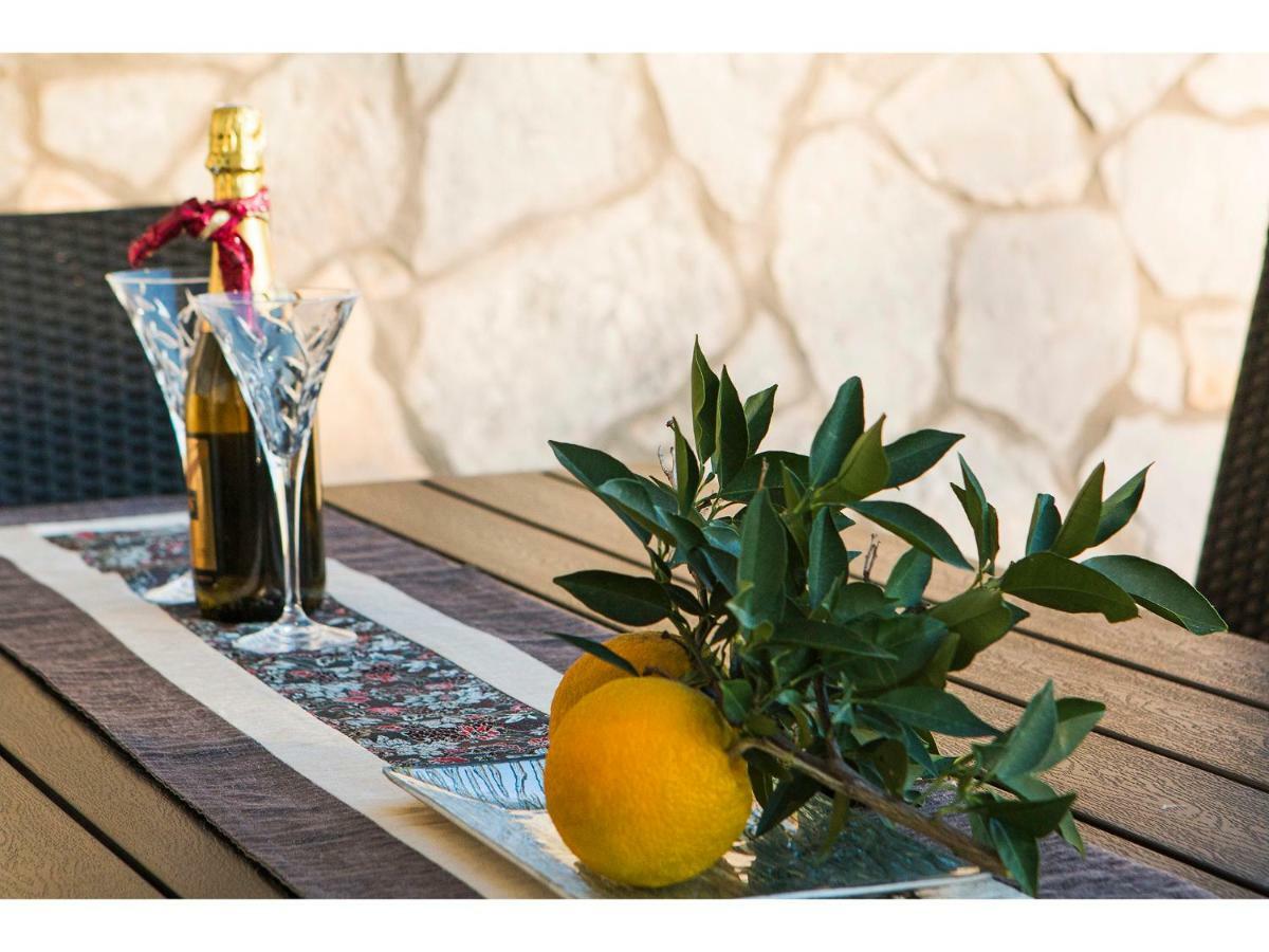 Villa Croatia Sea View With Heated Pool Vinisce Luaran gambar